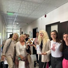 Работници в сферата на социалните услуги и културата посетиха ЦОП, ДЦДУ И ЦРДУ.